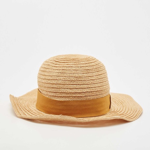 Hermes Accessories - Herm&egrave;s Beige Hemp Summer Hat Size 56
